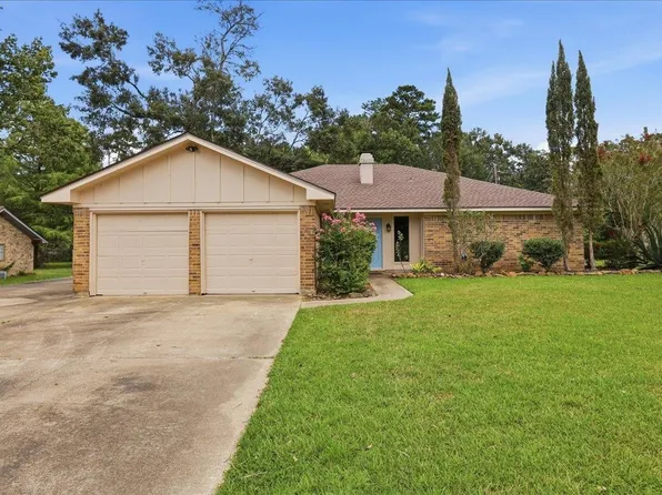 10 Briarwick Dr, Lumberton, TX 77657