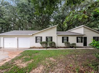 3240 Grand Central Dr, Snellville, GA 30078
