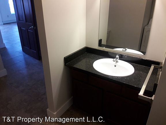 3rd image of 2022 N Ferry St APT 133