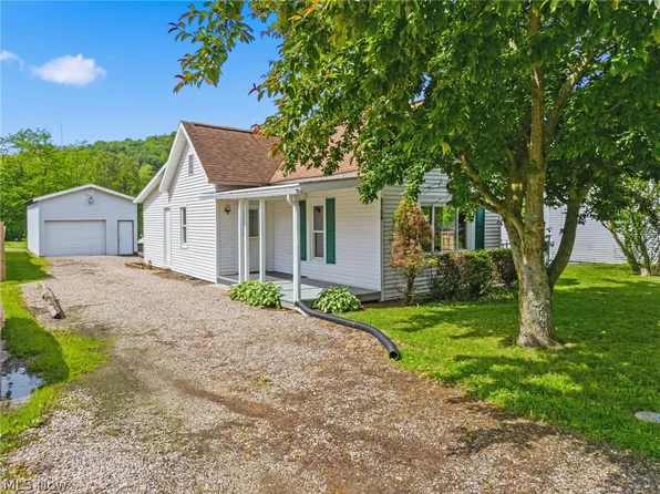 4754 Rutledge St, Midvale, OH 44653