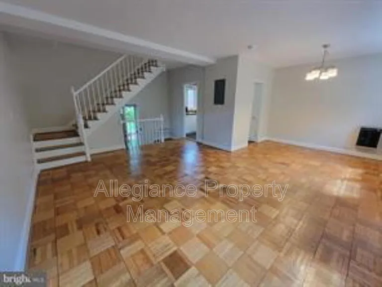 3472 Gunston Rd — Photo 4