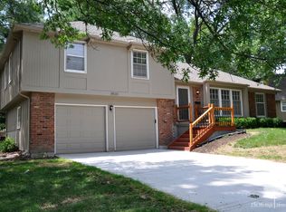 9610 Hardy St, Overland Park, KS 66212