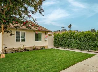 13932-13930 Wyandotte St, Van Nuys, CA 91405