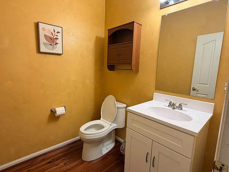 11 Karen Dr — Photo 12