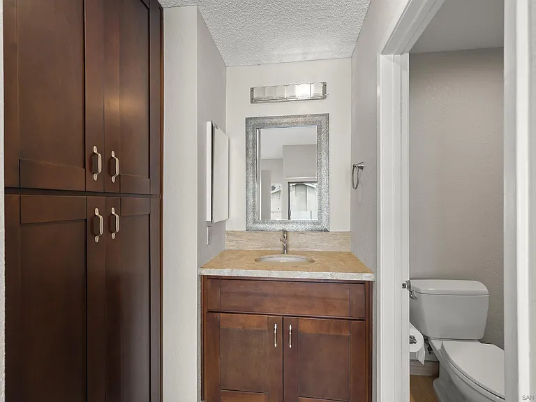4064 Mahaila Ave #C — Photo 22