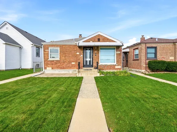 1806 N 17th Ave, Melrose Park, IL 60160