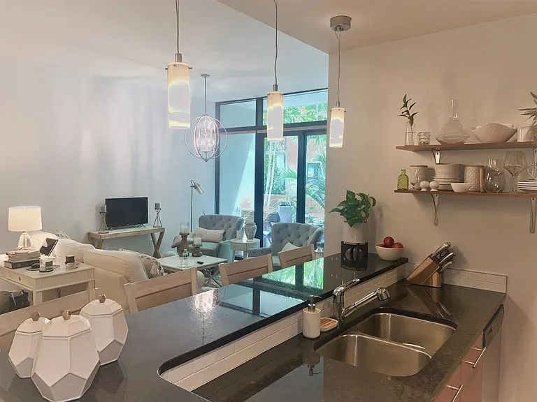 400 4th Ave S #104 — Photo 16