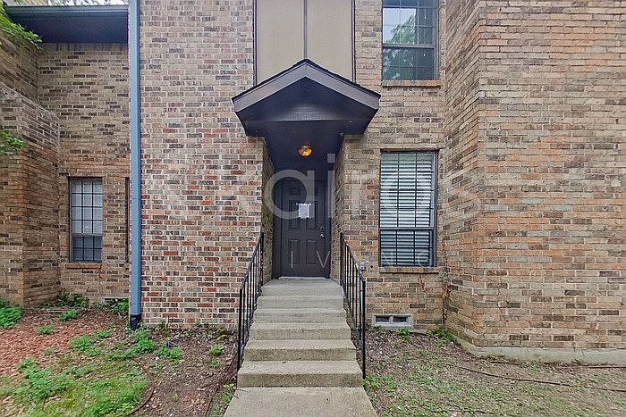 1st image of 2140 Woodnote Ln
