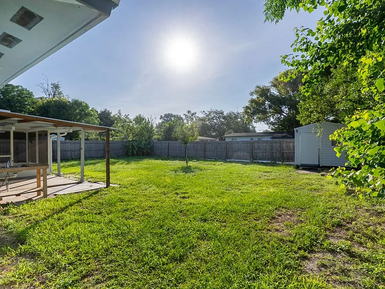 442 Ameca Ave — Photo 33