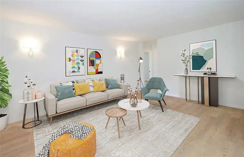 2 bed, 931 sqft, $2,900 — Photo 1