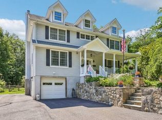 19 Navajo Trail, Sloatsburg, NY 10974