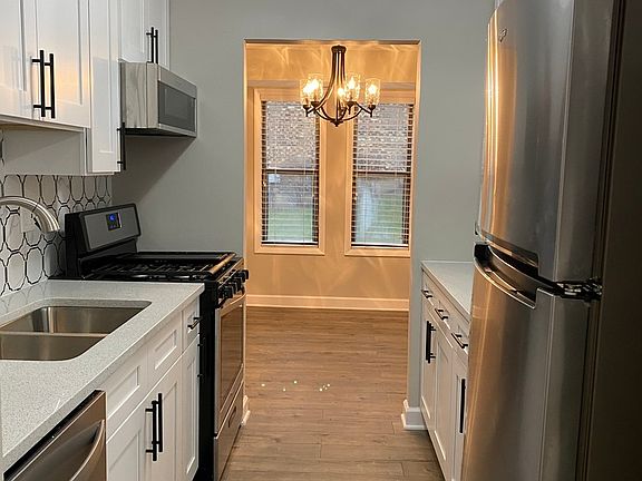 5th image of 2210 Country Club Dr #29-4A