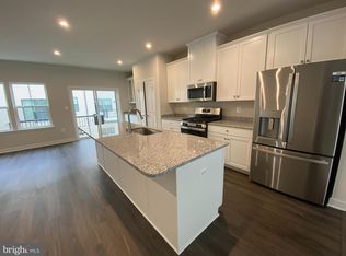 2822 Toles Park Dr, Suitland, MD 20746