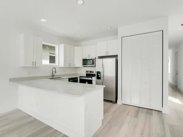 2653 Hiawatha Ave, West Palm Beach, FL 33409