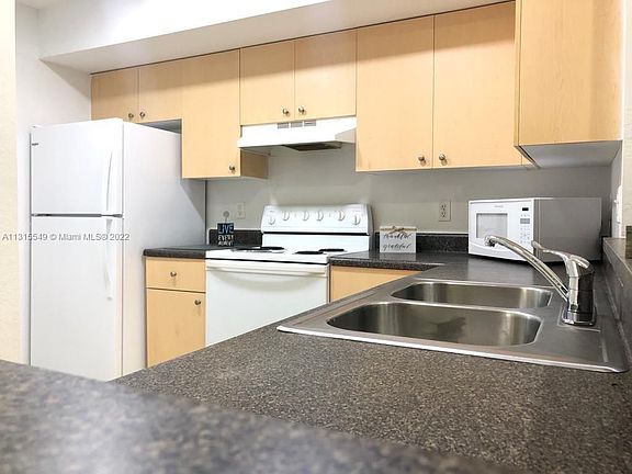 4th image of 2544 Centergate Dr APT 308