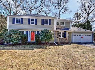 367 New Meadow Rd, Barrington, RI 02806