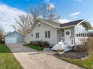 110 Case St, Montgomery, IL 60538