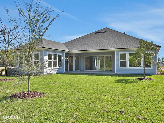 3rd image of 149 PASARELA Drive