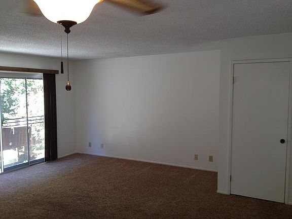 Family Room/Dining Area
