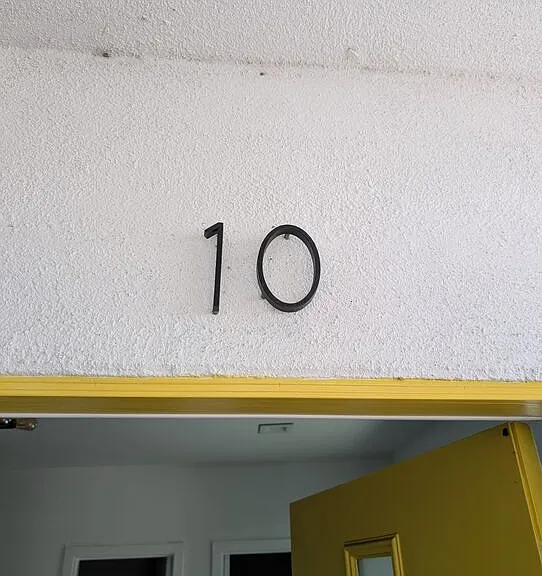 2626 Cloverfield Blvd #10 — Photo 7