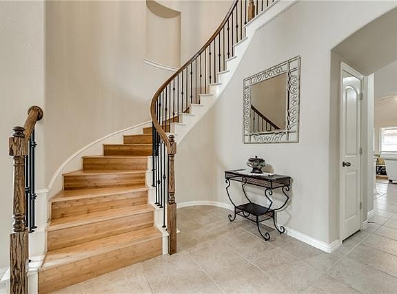 5th image of 10228 Matador Dr