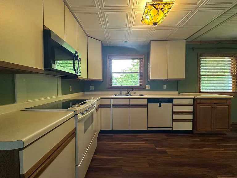 2830 Waubesa Ave — Photo 21