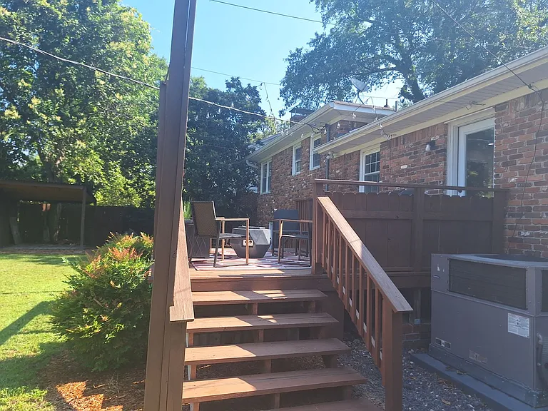 755 Cross Hill Rd — Photo 40