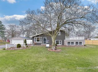 1880 Mitchell Rd, Aurora, IL 60505