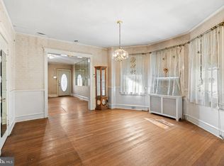 305 E Vernon Rd, Philadelphia, PA 19119