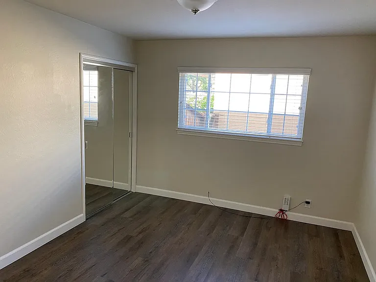 494 Dover Way #492 — Photo 9