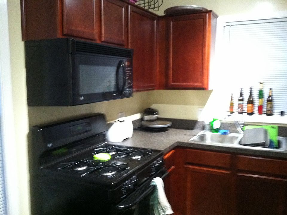 1st image of 1525 Raymond Dr APT 101