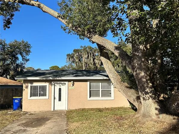 2627 Queen Palm Dr, Edgewater, FL 32141