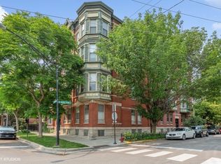 1340 N North Park Ave APT 4, Chicago, IL 60610