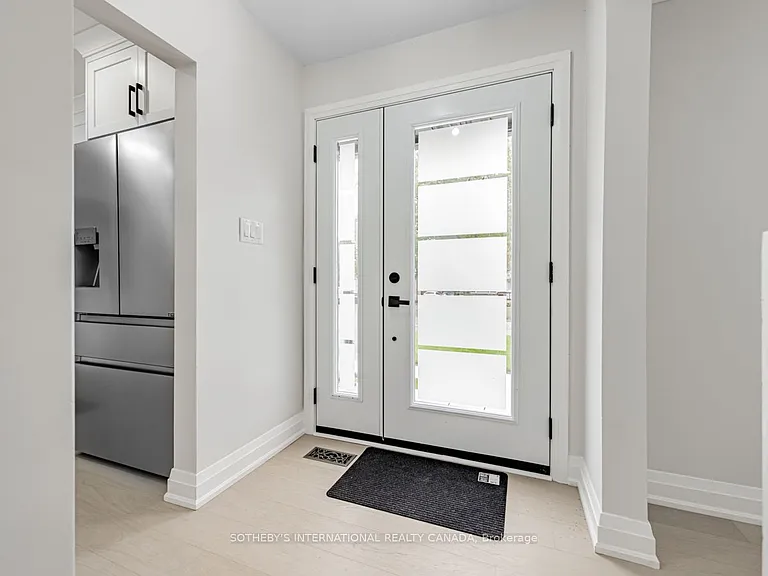 222 Hammersmith Ct #UPPER — Photo 3