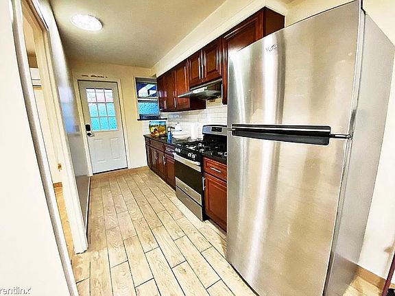 2nd image of 2530 E 18th St