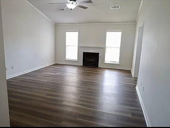 3 bed, 1556 sqft, $1,600 — Photo 3