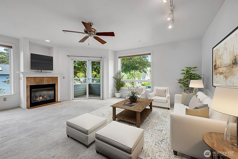 4th image of 275 E Sunset Way #1A