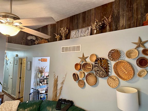 5th image of 108 Rabbit Trl