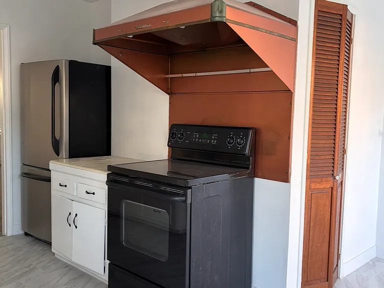 6023 Golden West Ave — Photo 9
