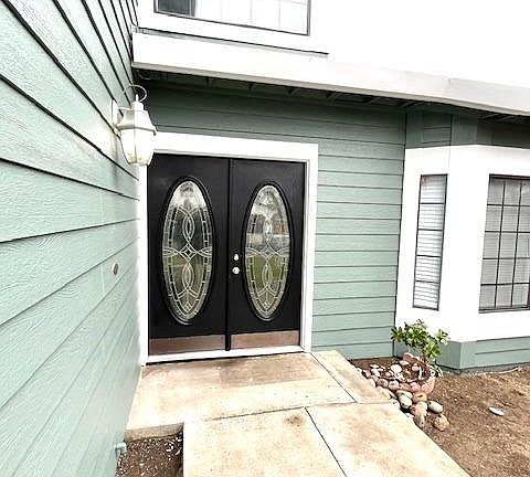 2nd image of 521 Tarland Lane