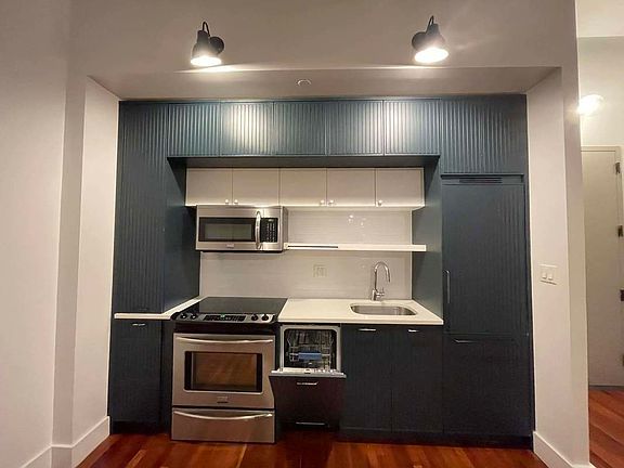 3rd image of 181 Bainbridge St #407