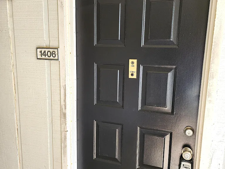 1406 Wingate Way — Photo 12