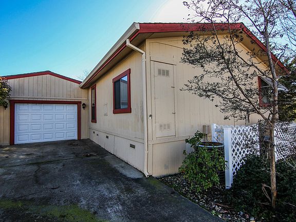 2nd image of 20 Rollingwood Dr Space 99