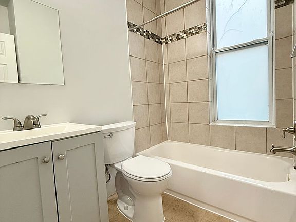 4th image of 543 Florida Ave NW APT 2