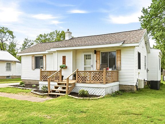 3rd image of 4364 Baker Rd