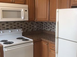 700 W King St APT 2, York, PA 17401