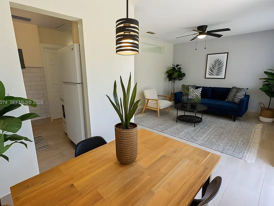 120 NE 10th Ave #3
