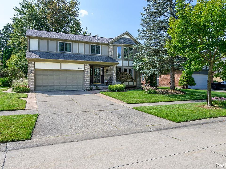 1st image of 6223 Silverstone Dr
