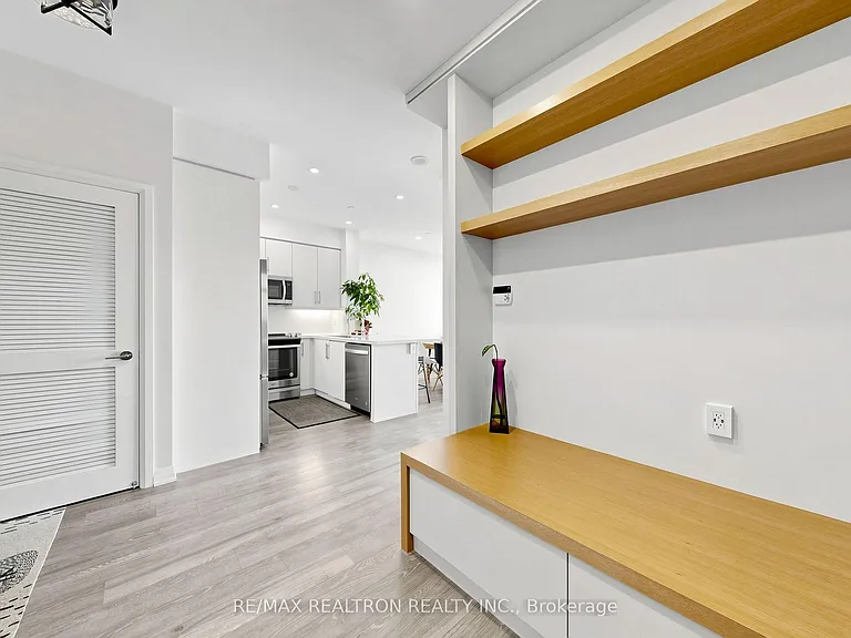 65 Oneida Cres #Penthouse 06 — Photo 27