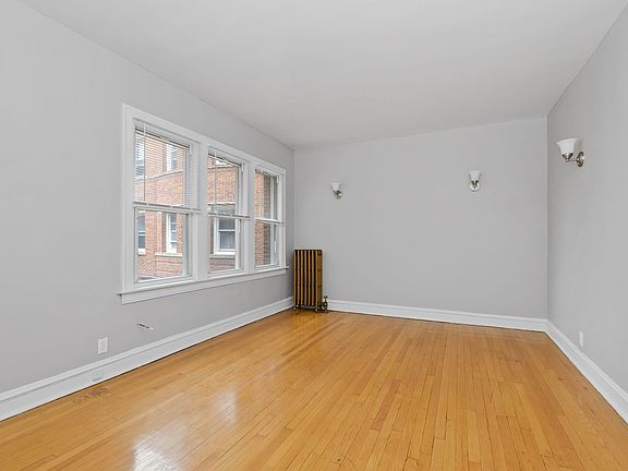 3rd image of 8709 S Morgan St #2C